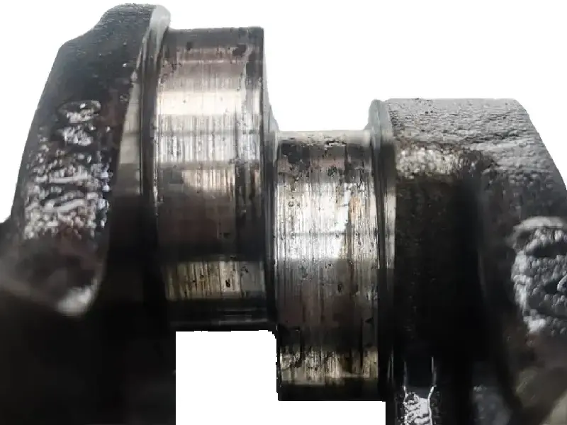 Seized crankshaft from a CRT engine